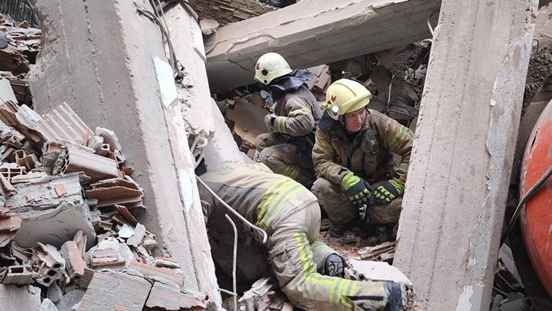 Elazığ’da göçük altında kalan işçi hayatını kaybetti