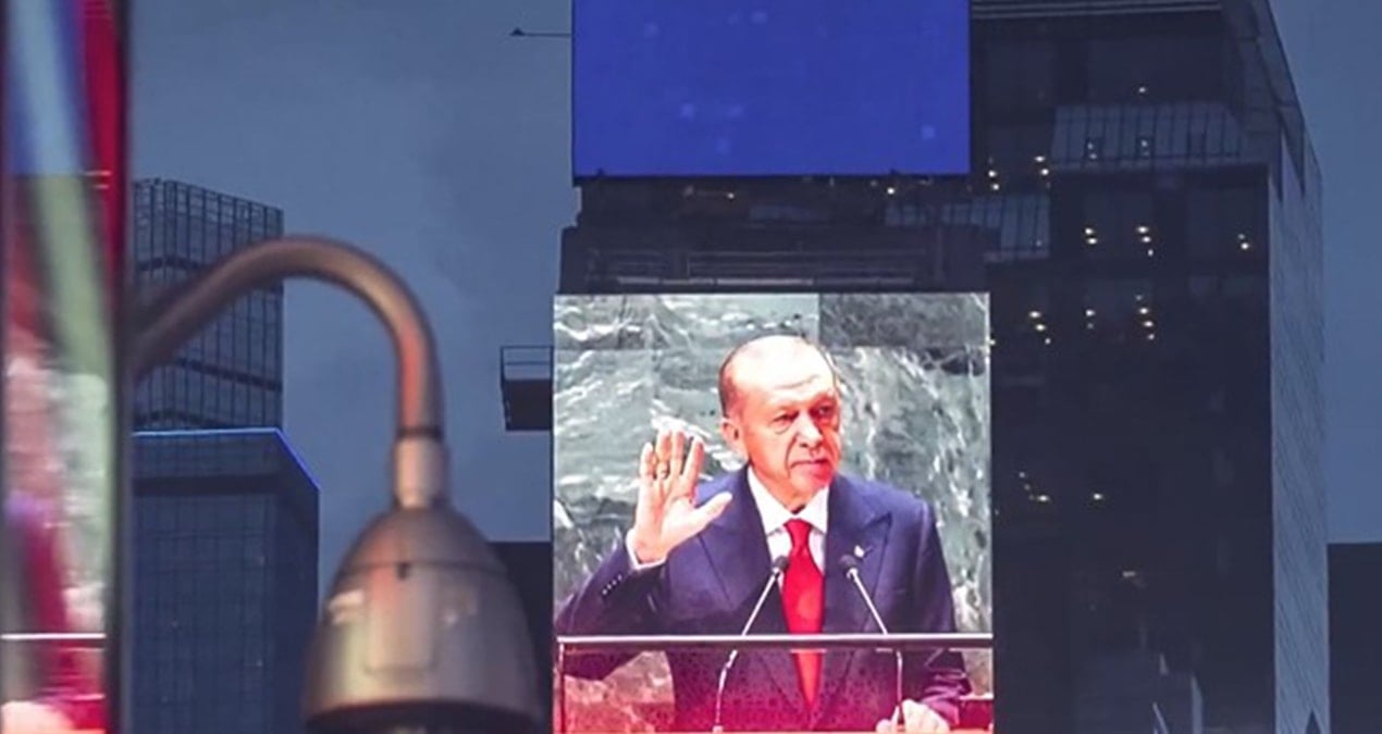 erdoganin ilanlari times meydaninda 9HdiQ8Ie