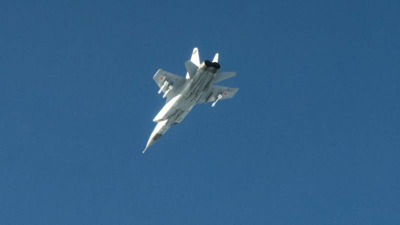 polonya ve romanyadan sonra estonya da rus savas ucaklarinin hava sahasini ihlal ettigini acikladi nato mudahale etti jM5vbwhO