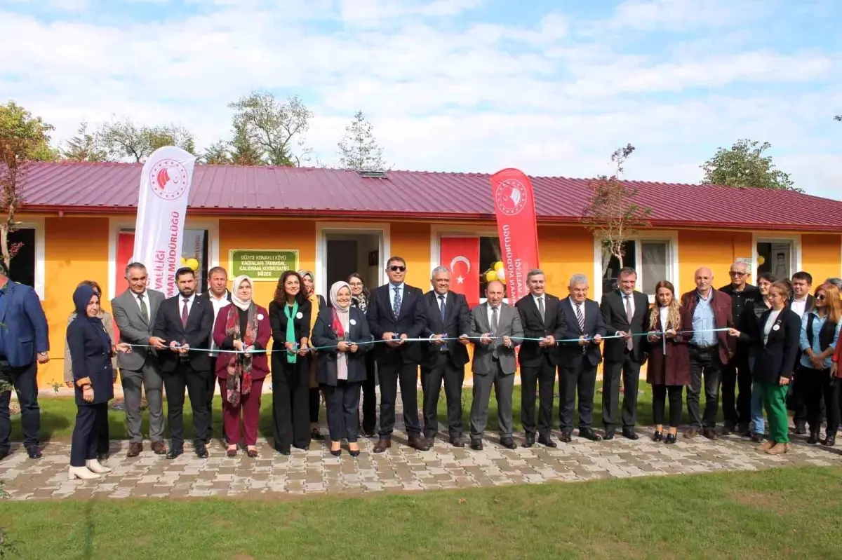 duzcede kadin ureticilerden tarimsal kalkinma kooperatifi acilisi 4Nc5Kq49.jpg