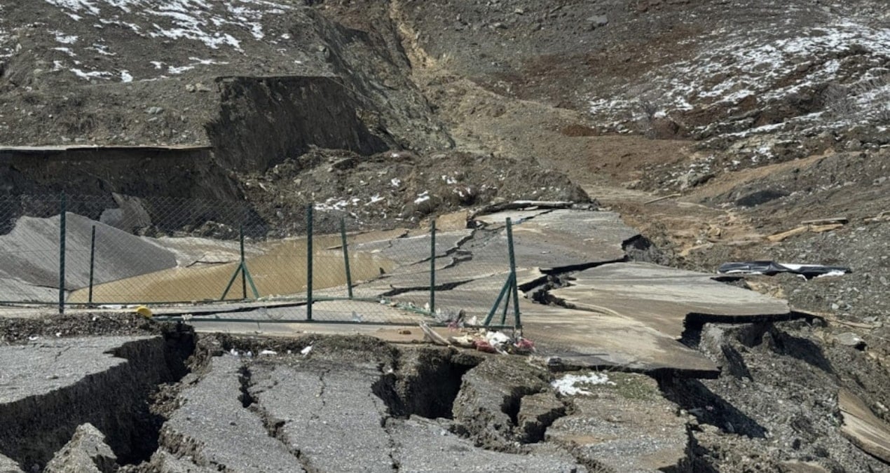 Hakkari-Van Karayolu’nda 30 Milyon Euro Değeriyle İnşa Edilen Tesisin Çökmenin Ardındaki İhmaller