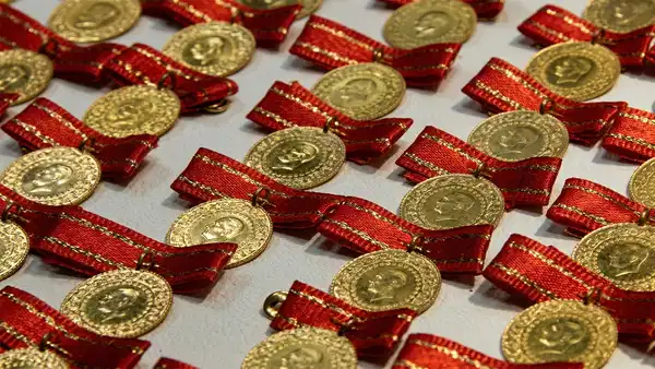 Altın Fiyatları Düşüşle Başladı: 13 Nisan 2026 Güncel Altın Değerleri Neler?