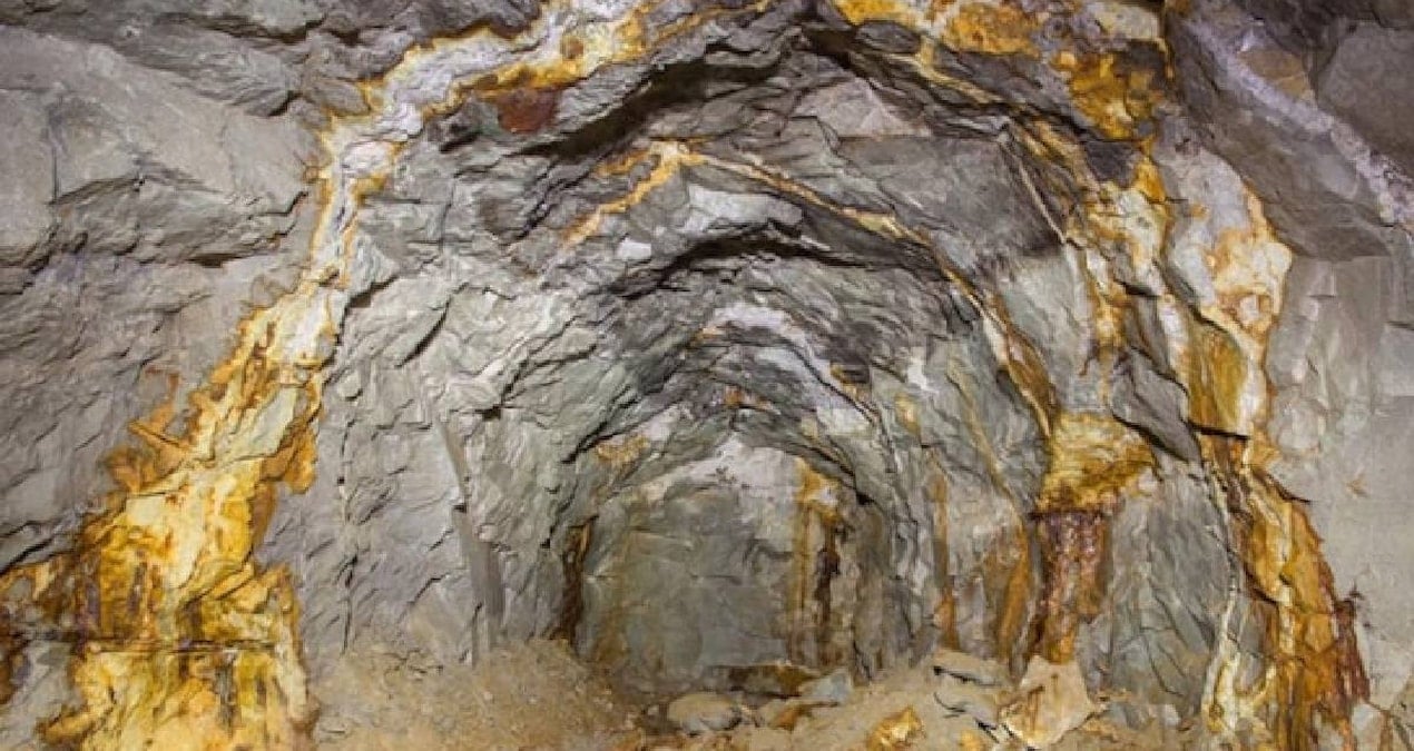 Dağların Derinliklerinde 424 Milyar Dolarlık Hazine Ortaya Çıktı: Külçe Külçe Servet