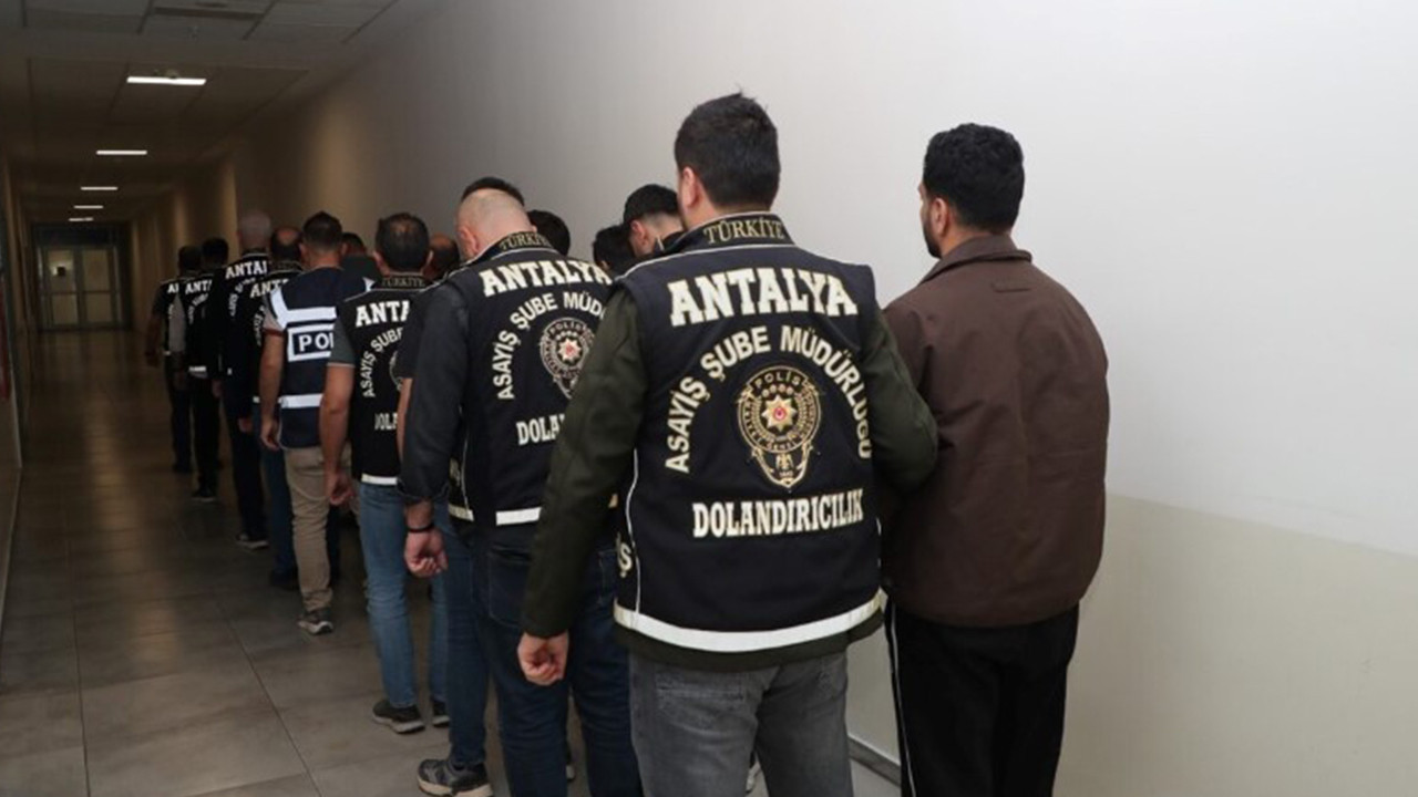 antalyada-operasyon-14-tutuklama-var-zXlr9tNp