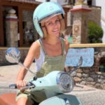 Etel baler tatil tercihi yunan adalarinda tarzini paylasti g5XzgANU